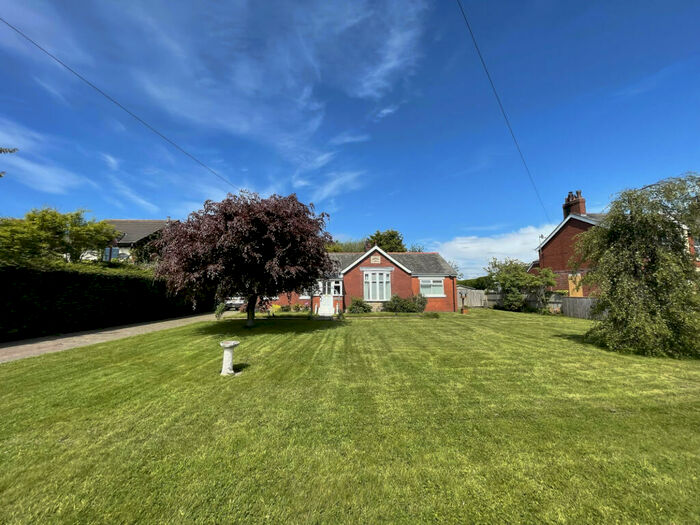 4 Bedroom Bungalow For Sale In Smallwood Hey Road, Pilling, PR3