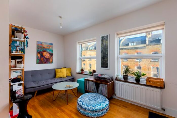 1 Bedroom Flat To Rent In Stroud Green Road, London, N4