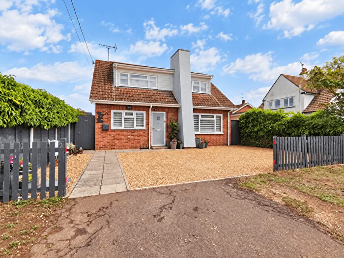4 Bedroom Detached House For Sale In Suffolk Avenue West Mersea, CO5