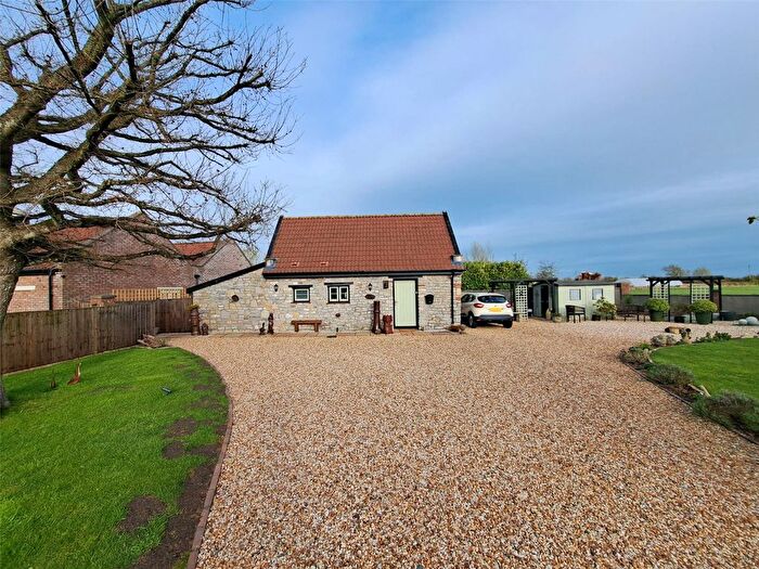 1 Bedroom Detached House For Sale In Kingsway, Tarnock, Axbridge, Somerset, BS26