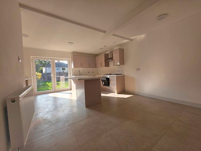 3 Bedroom Property To Rent In Dickinson Avenue, Wolverhampton, WV10