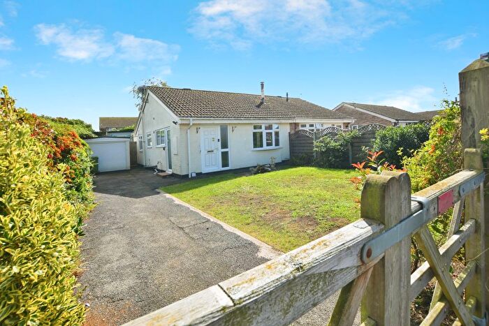 2 Bedroom Bungalow For Sale In Poplar Lane, Lydd, Romney Marsh, Kent, TN29