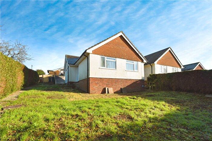 2 Bedroom Detached Bungalow For Sale In Ringwood Drive, North Baddesley, Southampton, Hampshire, SO52