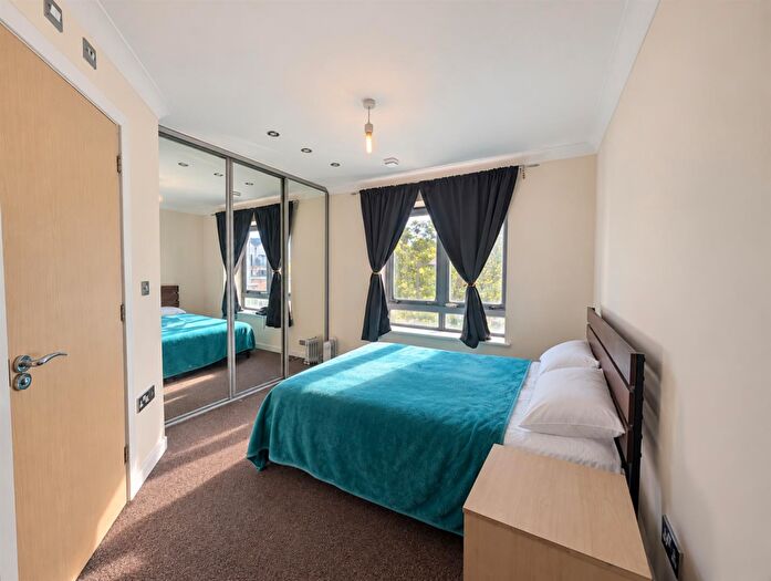 2 Bedroom Apartment To Rent In Quayside Drive, Colchester, CO2