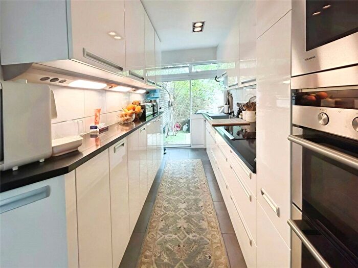 4 Bedroom Terraced House For Sale In Caroline Close, Croydon, CR0