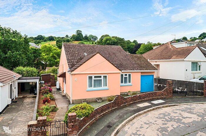 3 Bedroom Bungalow For Sale In Denys Road, Totnes, TQ9