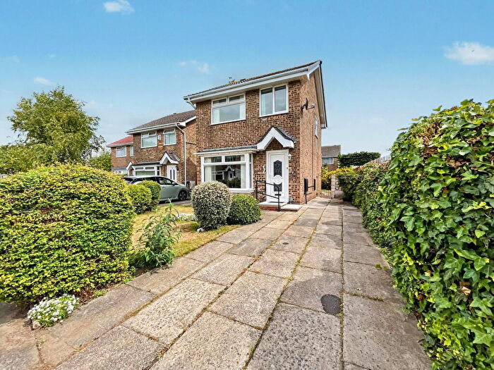 3 Bedroom Detached House For Sale In Edenfield Close, Kew, Southport, PR8