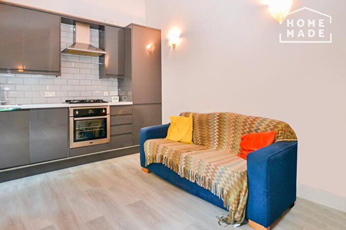 1 Bedroom Flat To Rent In Mill Lane, West Hampstead, NW6