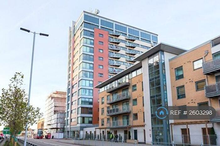 1 Bedroom Flat To Rent In City Gate House, Ilford, IG2