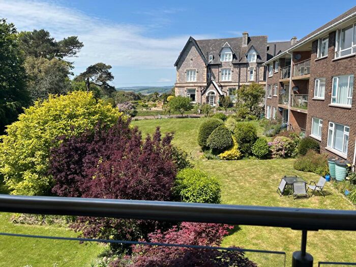 2 Bedroom Flat To Rent In Marina Court, Douglas Avenue, Exmouth, EX8
