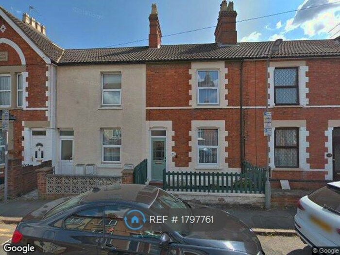 2 Bedroom Terraced House To Rent In Bedford Street, Milton Keynes, MK2