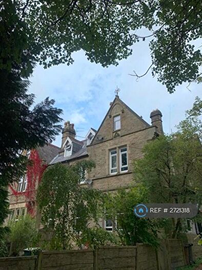 3 Bedroom Flat To Rent In St. Johns Road, Buxton, SK17