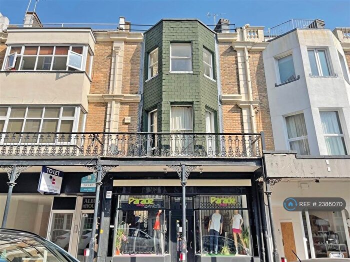 2 Bedroom Flat To Rent In Albert Road, Bournemouth, BH1