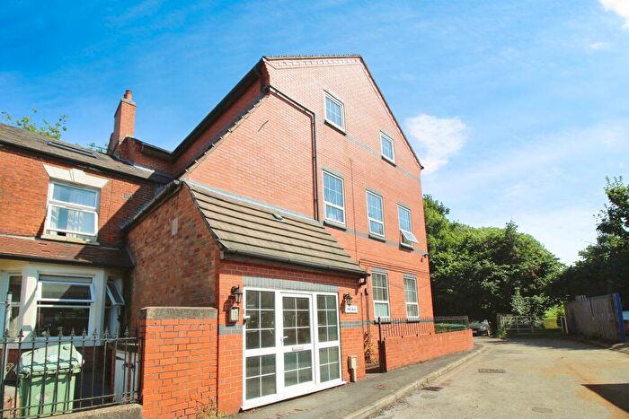 1 Bedroom Flat To Rent In Mill Close, Old Basford, Nottingham, NG6