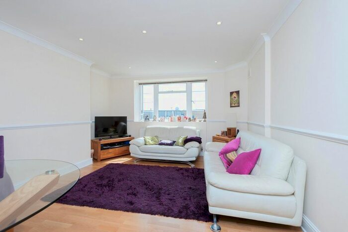 1 Bedroom Flat To Rent In West Hill, London, SW15