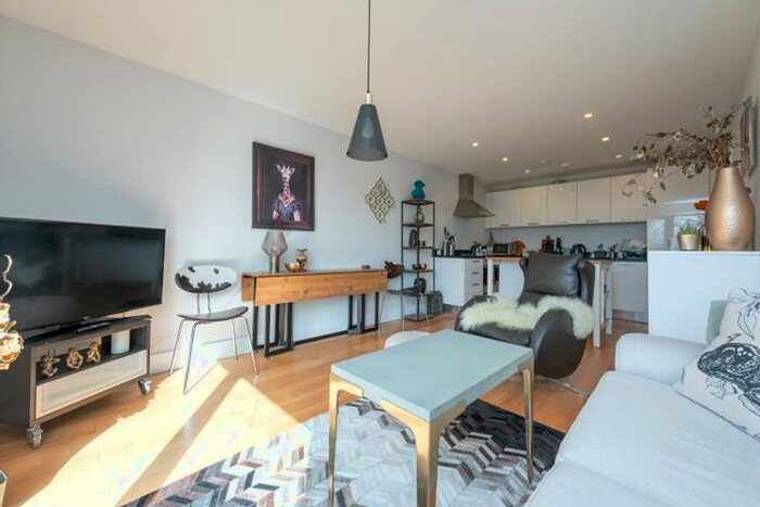 2 Bedroom Flat To Rent In Zahra House, Harrow Road, London, NW10