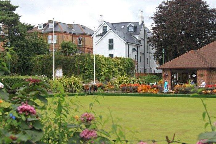 2 Bedroom Apartment To Rent In Annabel Court, Southcote Road, Bournemouth, Dorset, BH1