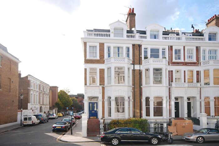 2 Bedroom Flat To Rent In Coleherne Road, Chelsea, London, SW10