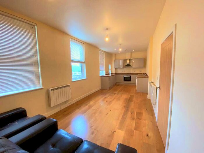 1 Bedroom Flat To Rent In Powis Street, SE18