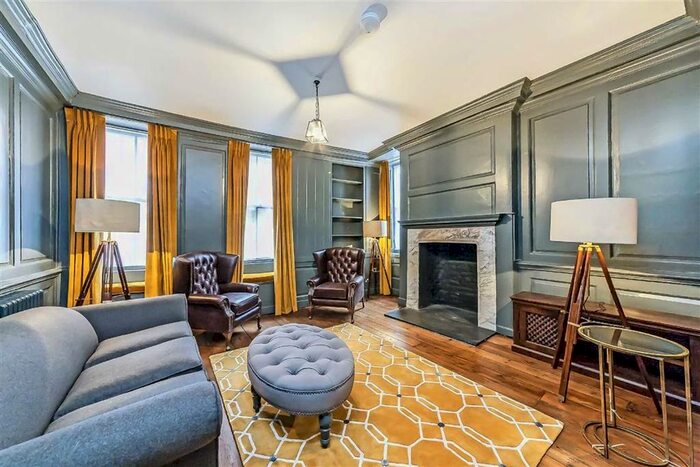 3 Bedroom Flat To Rent In Meard Street, London, W1F