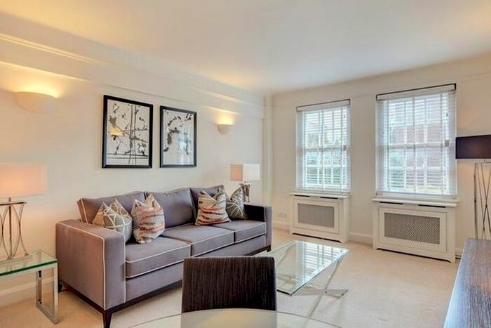 1 Bedroom Flat To Rent In Fulham Road, London, SW3