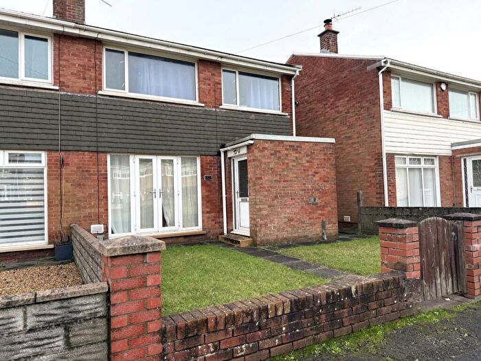 3 Bedroom End Of Terrace House For Sale In Hogarth Place, Port Talbot, Neath Port Talbot., SA12