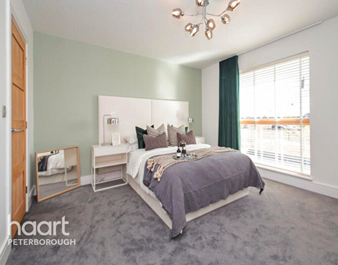 4 Bedroom Detached House For Sale In The Hamlets, Hampton Woods, PE7