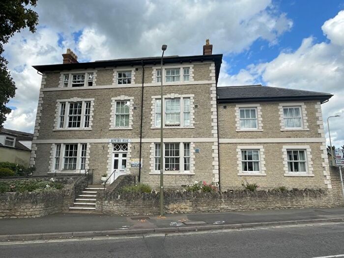 1 Bedroom Flat For Sale In Flat Hometree House, London Road, Bicester, Oxfordshire, OX26