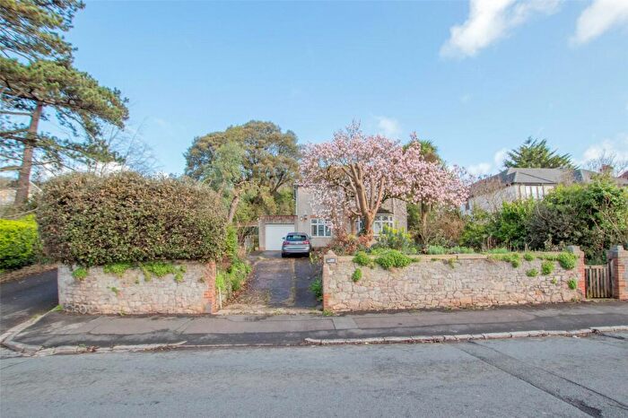 3 Bedroom Detached House For Sale In Bristol Road Lower, Weston-super-Mare, Somerset, BS23