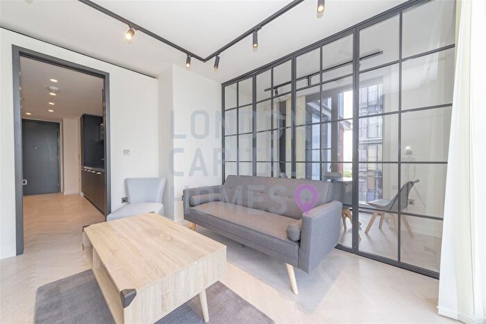 2 Bedroom Flat To Rent In One Crown Place, Sun Street, London, EC2A
