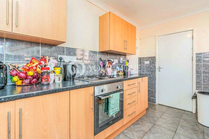 6 Bedroom House To Rent In Mayfield Road, Southampton, Hampshire, SO17