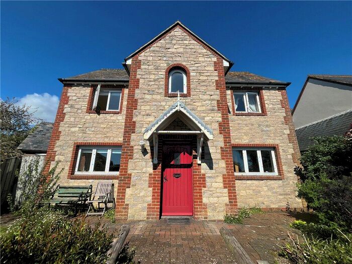 4 Bedroom Detached House For Sale In Main Road, Brighstone, Newport, PO30