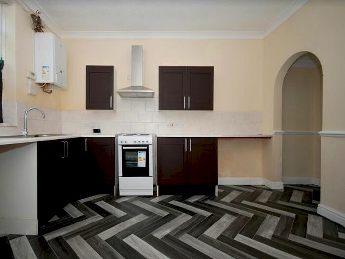 3 Bedroom Terraced House To Rent In Helena Street, Mexborough S64