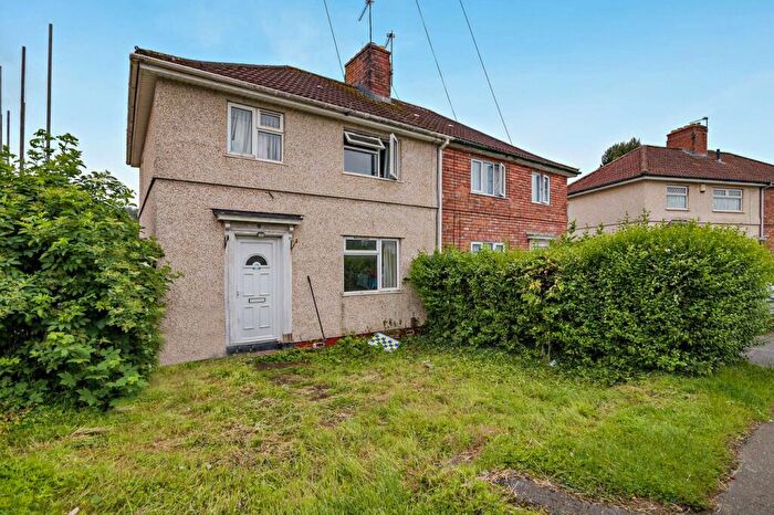 3 Bedroom Semi-Detached House For Sale In Honiton Road, Bristol, BS16