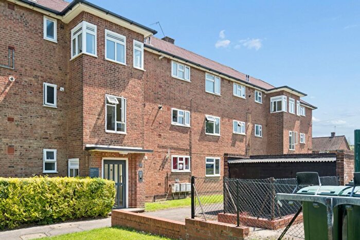 1 Bedroom Flat For Sale In Padgate House, Ainsdale Road, South Oxhey, WD19