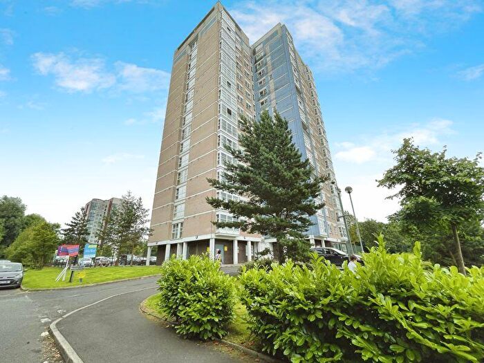 3 Bedroom Flat To Rent In Freshfields, Spindletree Avenue, Manchester, M9