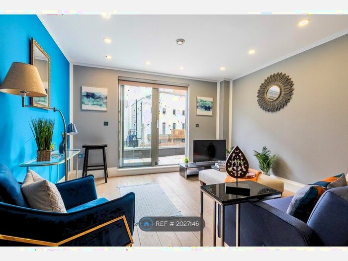 3 Bedroom Flat To Rent In Harrow Road, London, W10