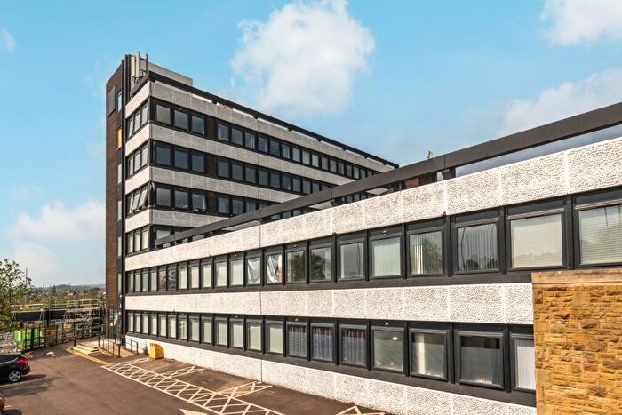1 Bedroom Flat For Sale In Green Lane, Yeadon, Leeds, West Yorkshire, LS19
