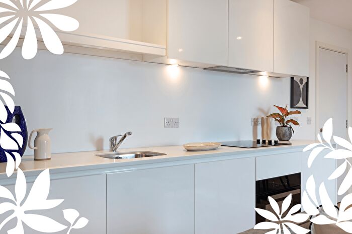 2 Bedroom Apartment To Rent In The Lansdowne, Hagley Road, Birmingham, B16