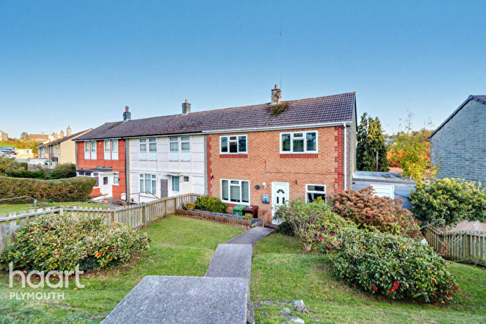 3 Bedroom End Of Terrace House For Sale In Bampfylde Way, Plymouth, PL6