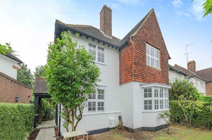 3 Bedroom Terraced House To Rent In Brookland Rise, Hampstead Garden Suburb, NW11