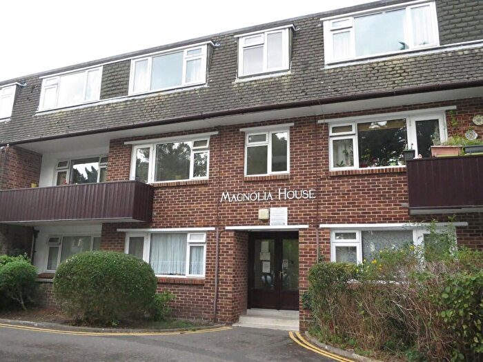 2 Bedroom Flat To Rent In Magnolia House, Redhill Drive, BH10