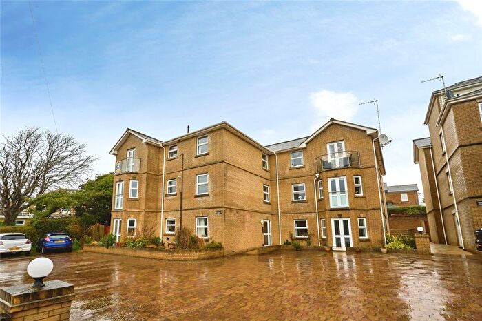 3 Bedroom Flat For Sale In Culver Road, Shanklin, Isle Of Wight, PO37