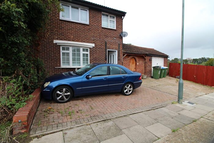 5 Bedroom End Of Terrace House To Rent In Wyatt Road, Dartford, DA1