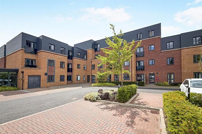 1 Bedroom Flat For Sale In Springs Court, Cottingham, HU16