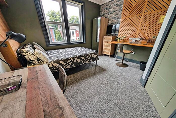 1 Bedroom Flat To Rent In Gordon Avenue, Portswood, SO14