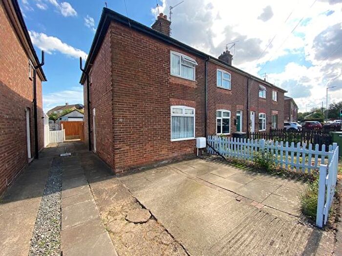 3 Bedroom End Of Terrace House For Sale In Celta Road, Peterborough, Cambridgeshire, PE2