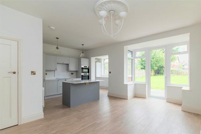 5 Bedroom Semi-Detached House For Sale In Rokeby Drive, Kenton, Newcastle Upon Tyne, NE3