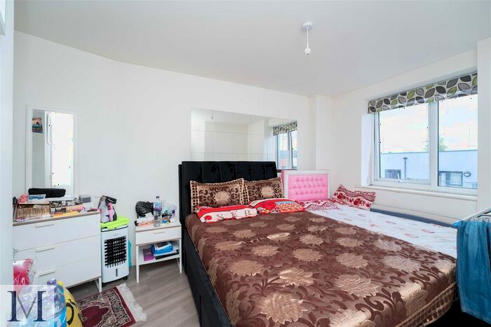 1 Bedroom Flat To Rent In Salisbury Road, Southall, UB2