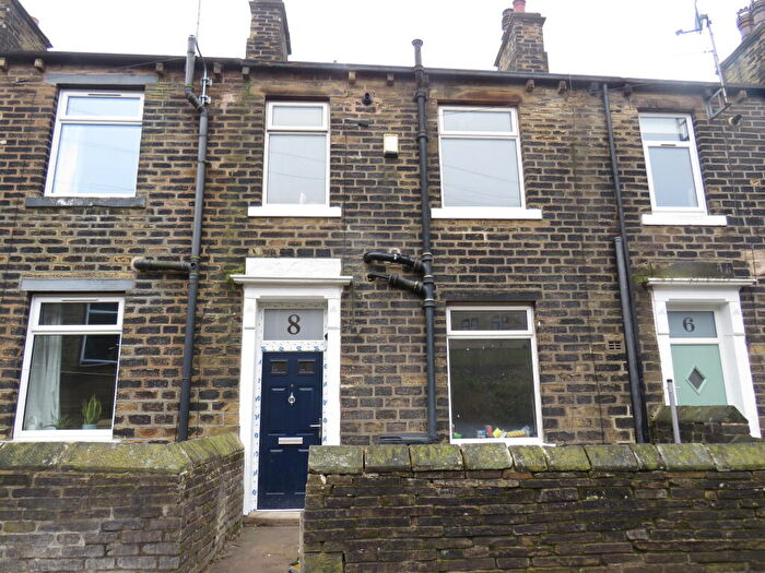 1 Bedroom House To Rent In Eldon Street, Halifax, HX3